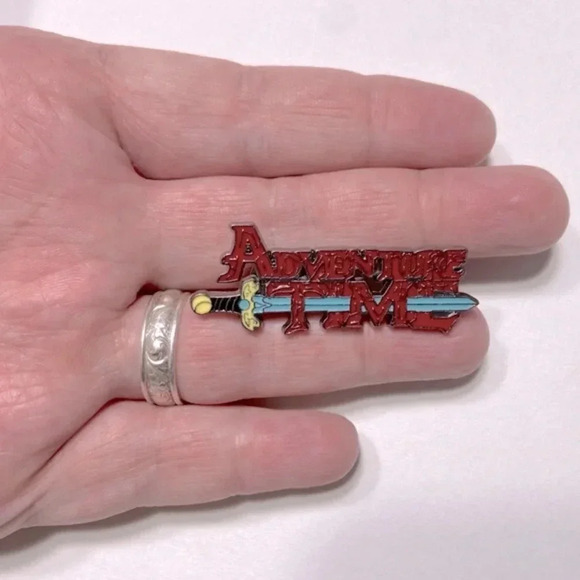 Adventure  Time Logo Pin 🗡️🐕🤍🩵💛 - Picture 3 of 4